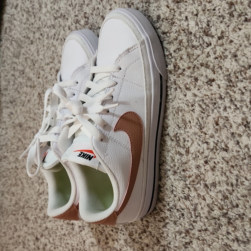 Nike shoes